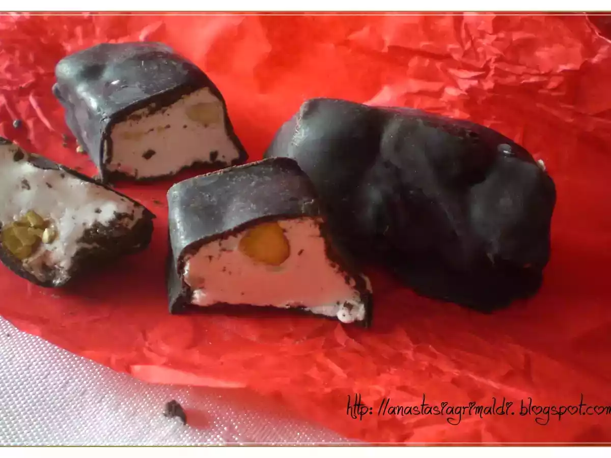 Torroncini morbidi ricoperti di cioccolato