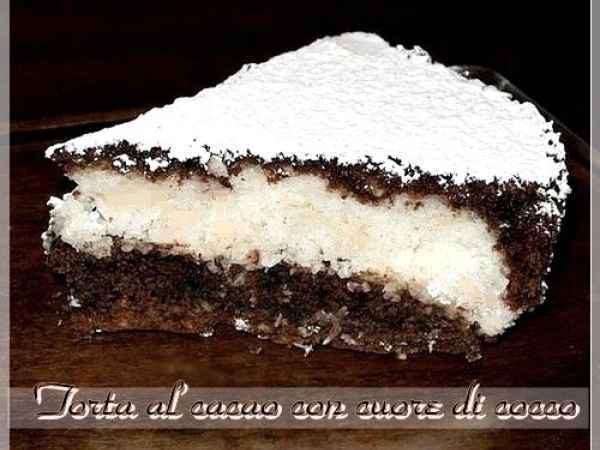 Torta al cacao con cuore di cocco