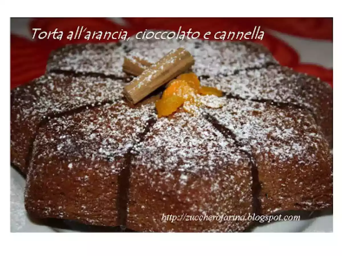 Torta al cioccolato, cannella e arancia