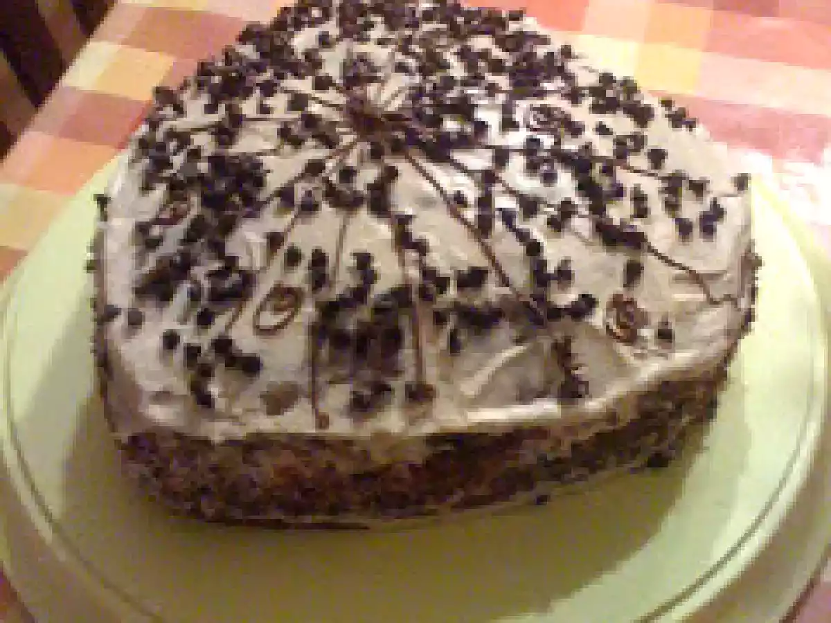 TORTA AL CIOCCOLATO FARCITA CON CREMA AL CAFFE'