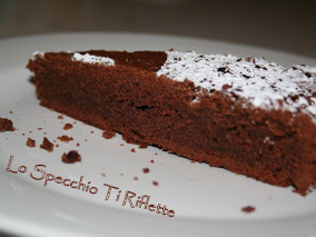 TORTA AL CIOCCOLATO FONDENTE SENZA LIEVITO - foto 2