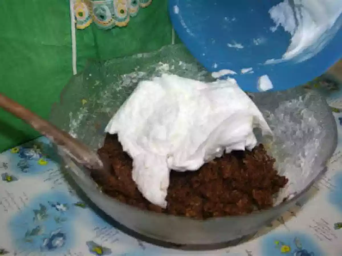 Torta al cioccolato, mele e cannella - foto 10