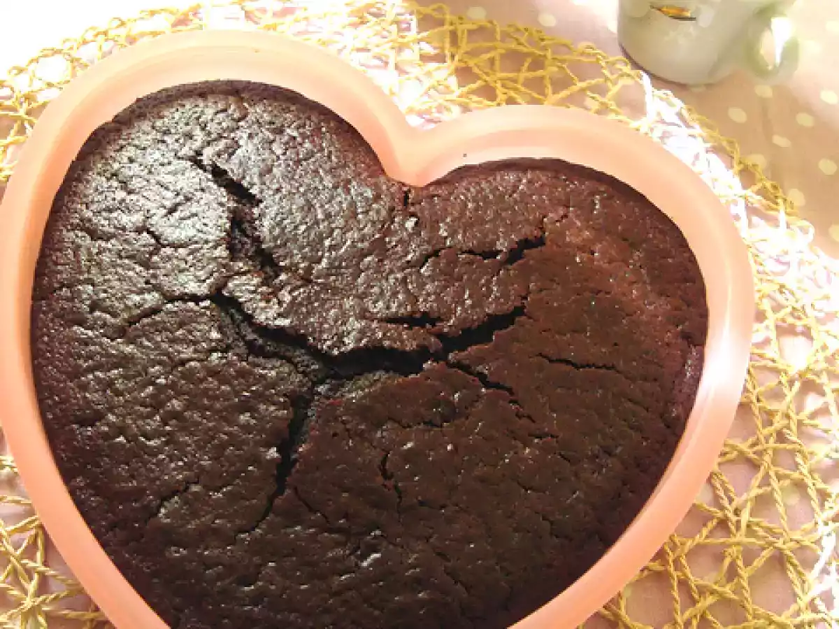 Torta al cioccolato morbidosissima e umida - foto 2