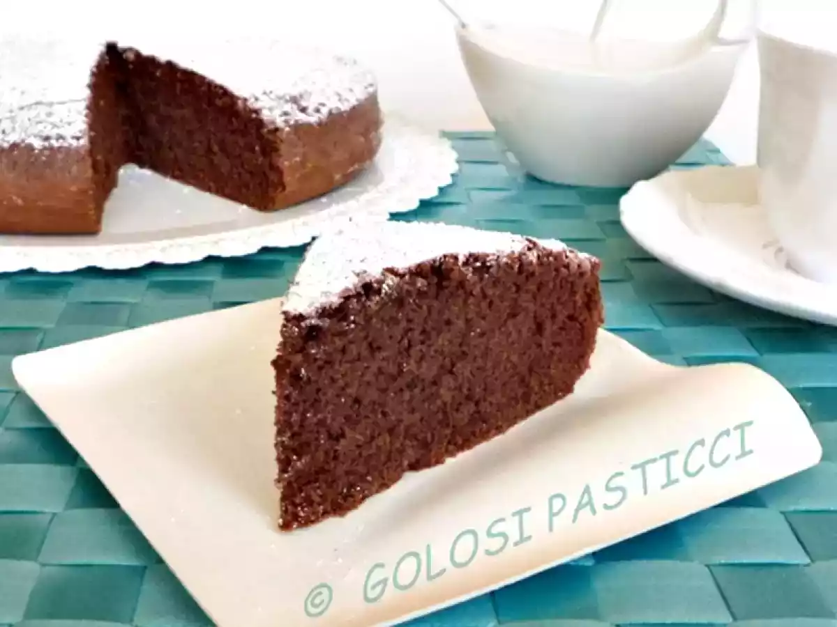 Torta al latte caldo e cioccolato