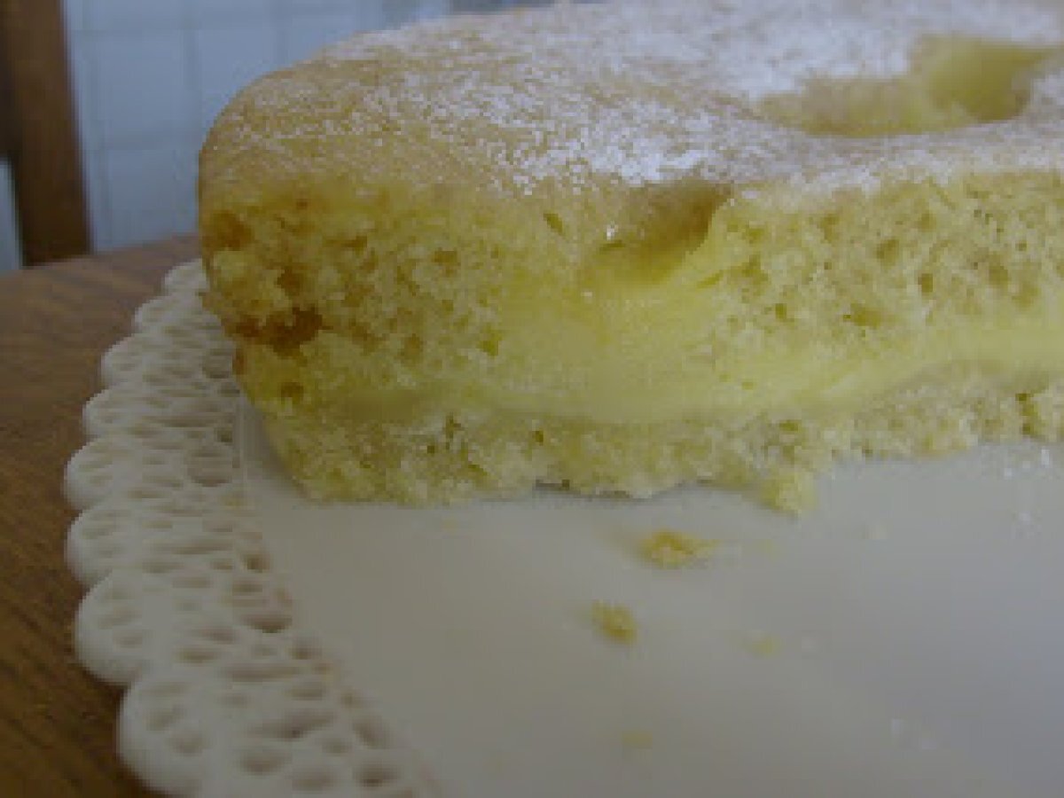 ...TortA al LiMoNe...SiMiL MuLiNo BiaNcO...