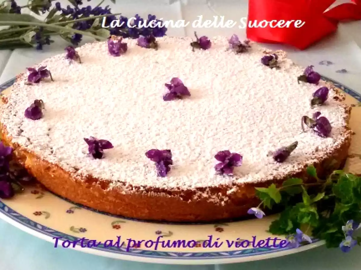 Torta al profumo di violette