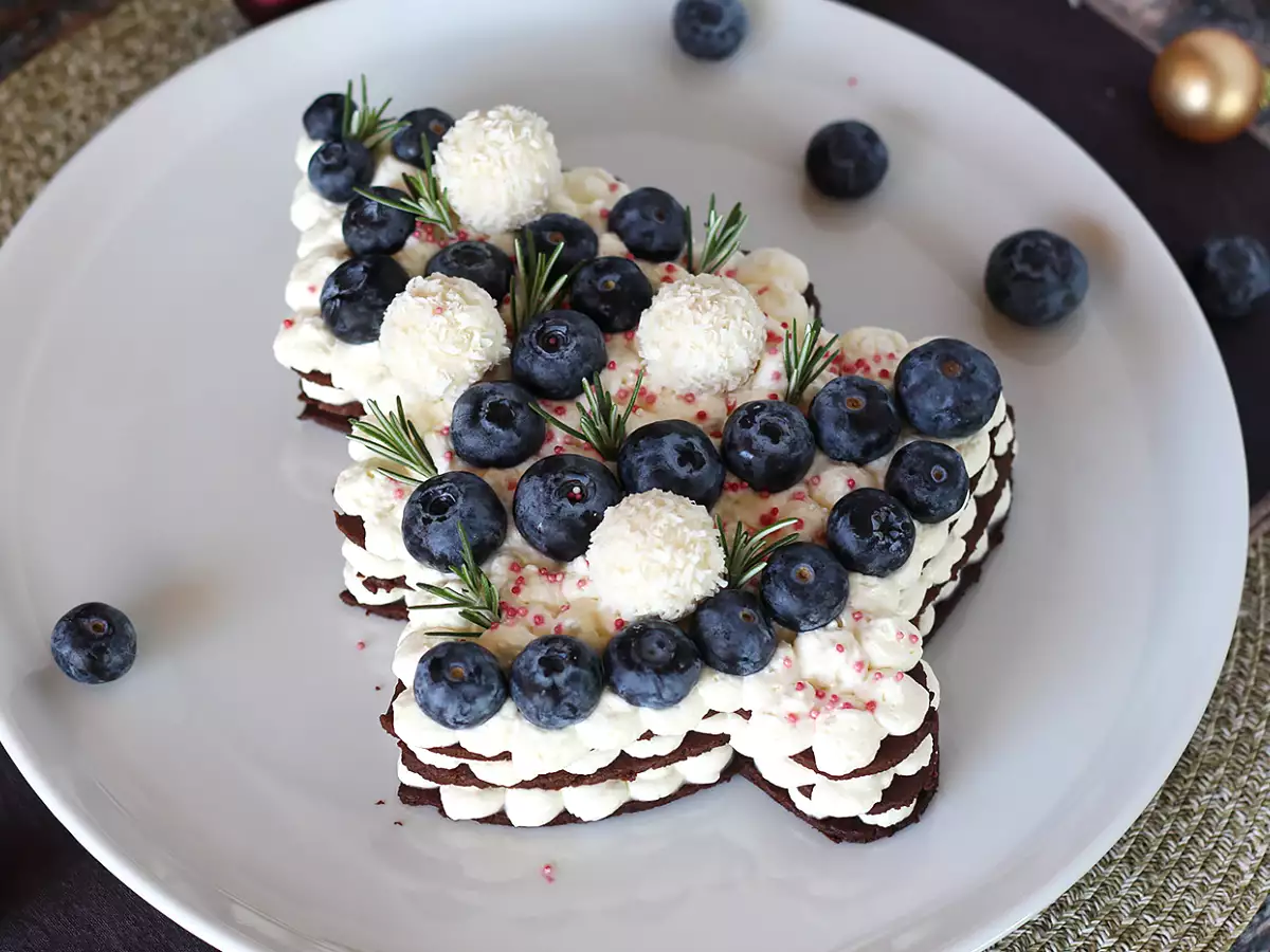 Torta albero di Natale: la sola ricetta che può rimpiazzare il tronchetto - foto 4