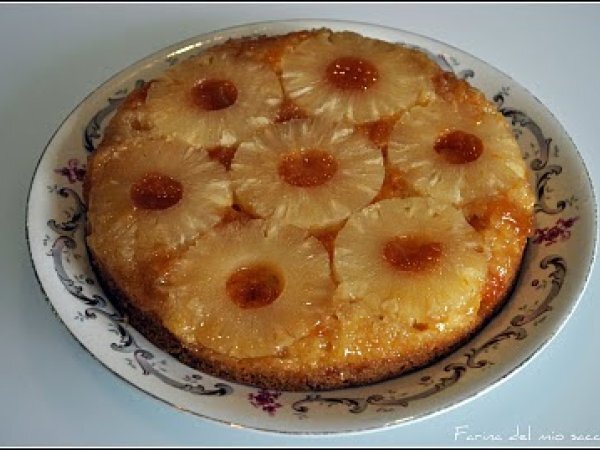 Torta all'ananas rovesciata