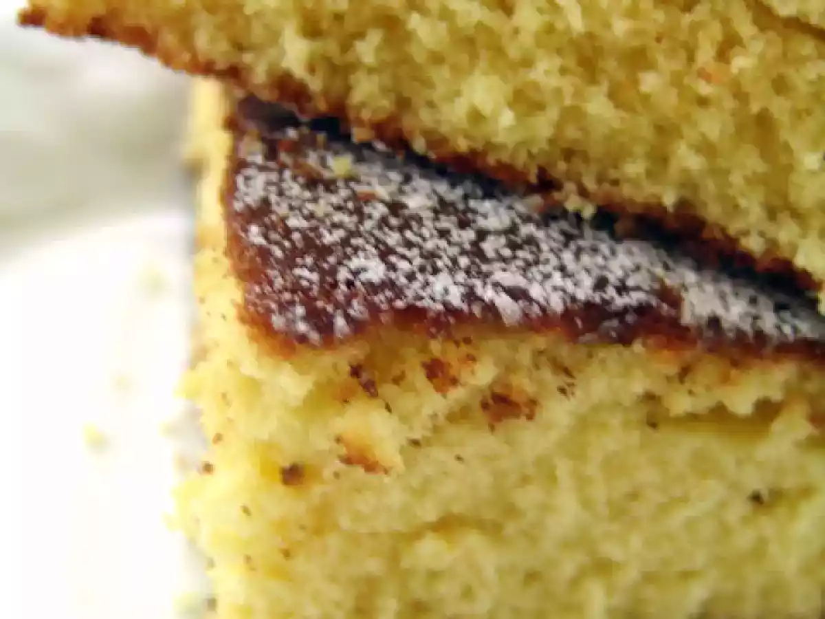 TORTA ALL'ESSENZA DI ARANCIA