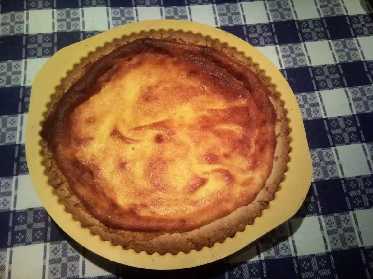 TORTA ALLA CREMA DI RICOTTA CON PASTA BRISE'