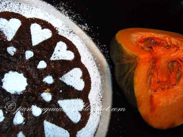 Torta alla zucca con gocce di cioccolato e semi di zucca, foto 3