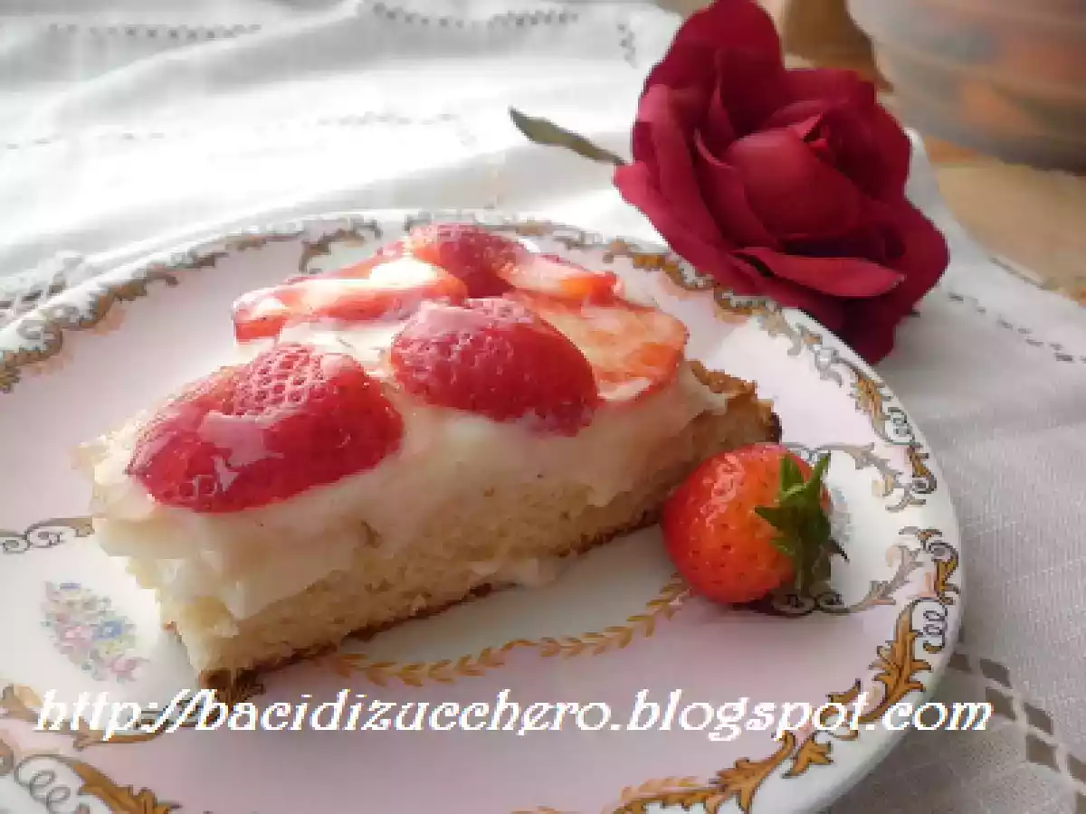 Torta alle fragole e crema pasticcera - foto 2