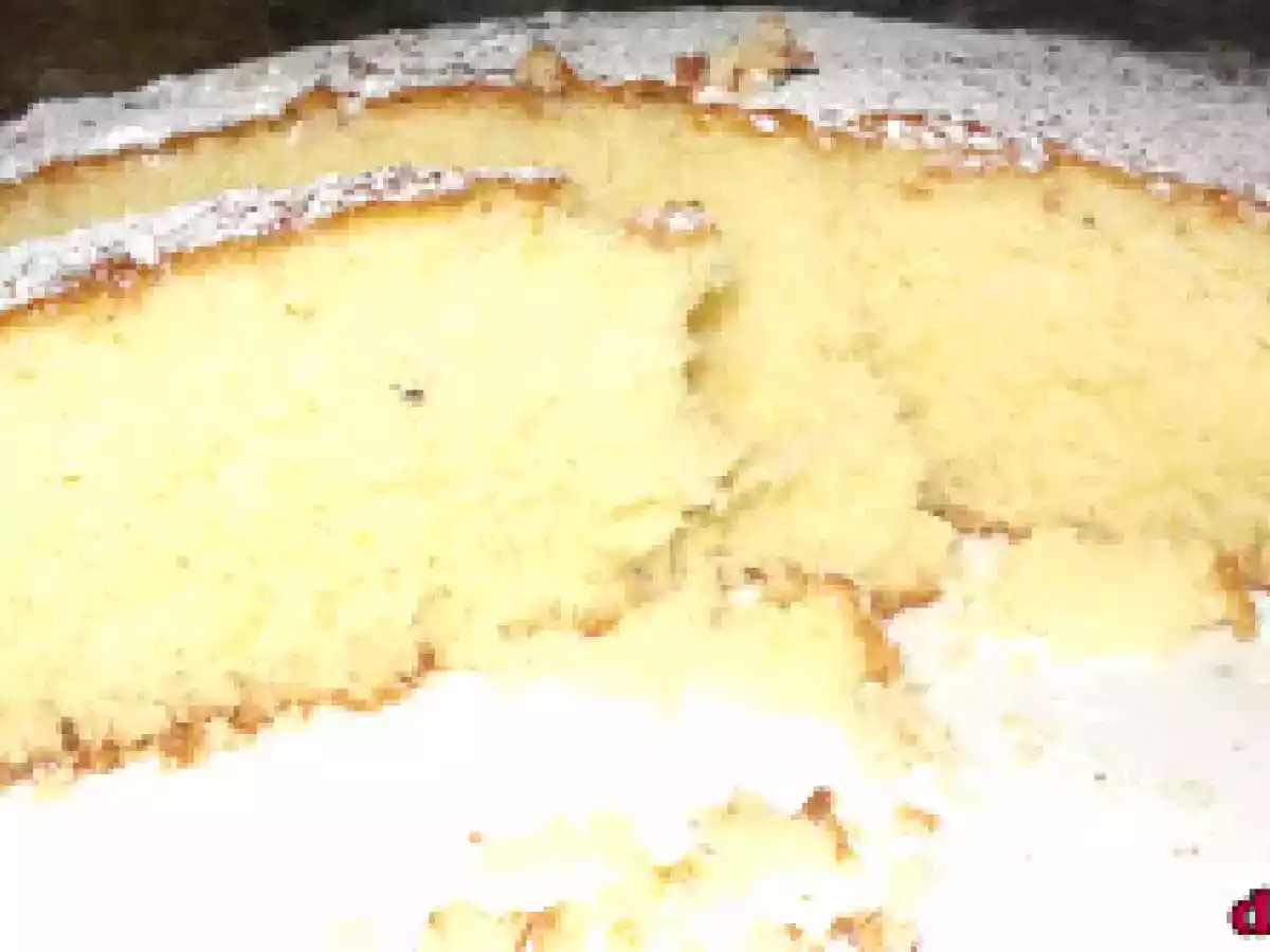 Torta alle mandorle e fiori d' arancio - foto 2