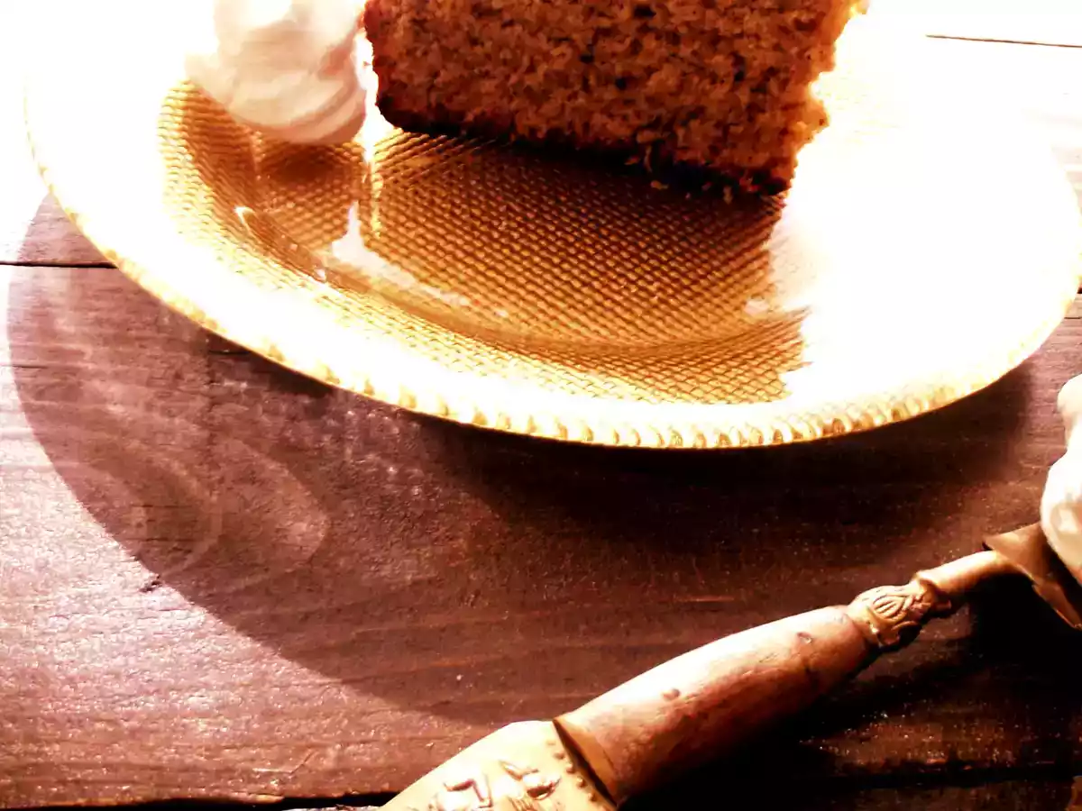 Torta alle nocciole e caffè