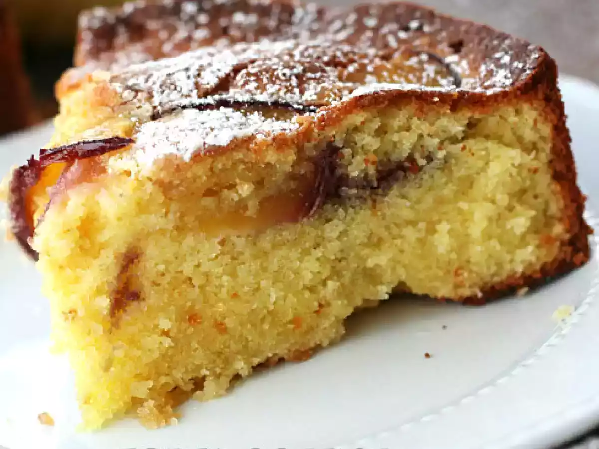 Torta alle pesche e profumo di arancia