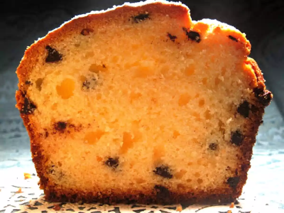 Torta allo yogurt, ricotta e gocce di cioccolato