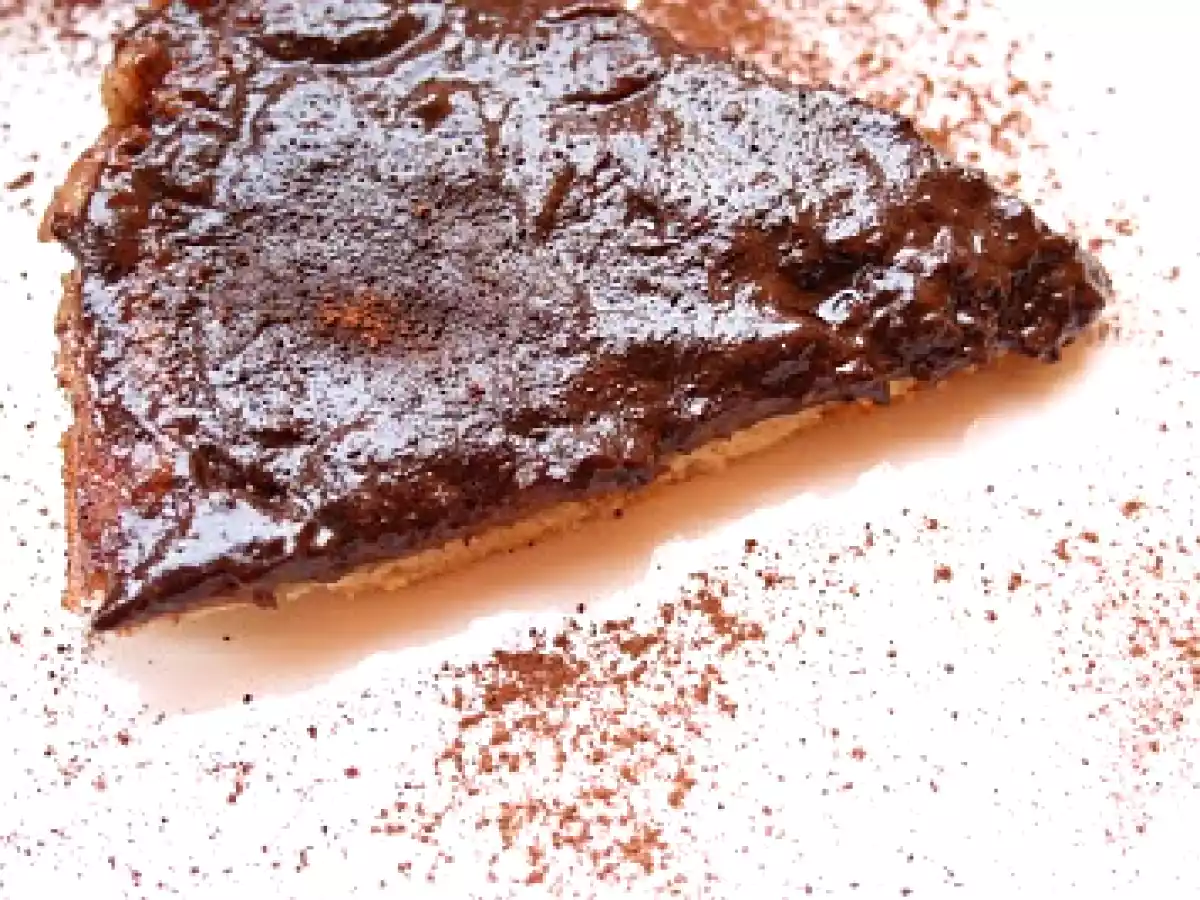 Torta capovolta alle banane con copertura di cioccolato - foto 3