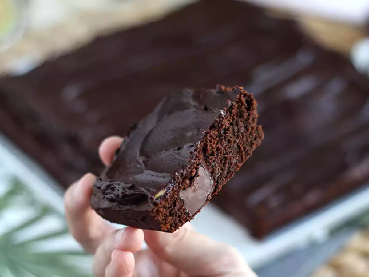 Torta cioccolato e avocado senza lattosio - foto 2