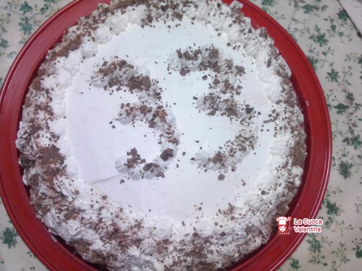 Torta compleanno con crema e nutella