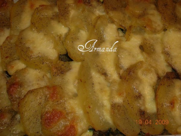 Torta con carne, carciofi e patate, foto 6