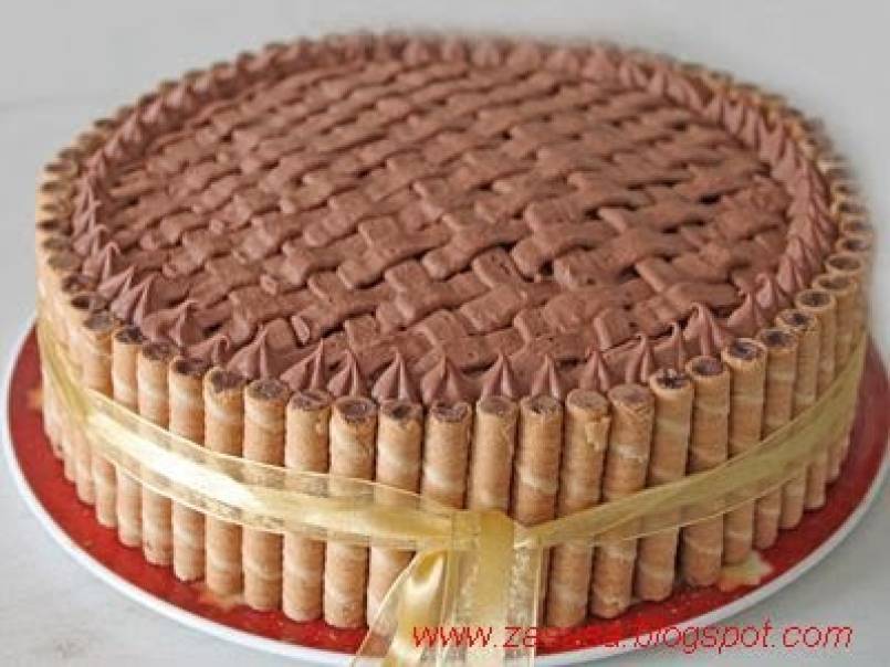 Torta con decorazione effetto canestro