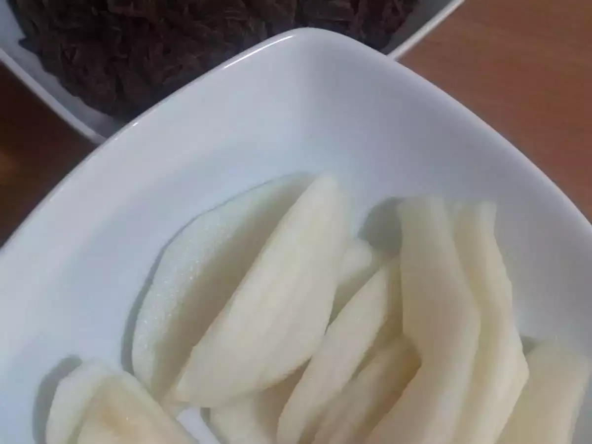 Torta con mousse di cioccolato fondente e pere - foto 6