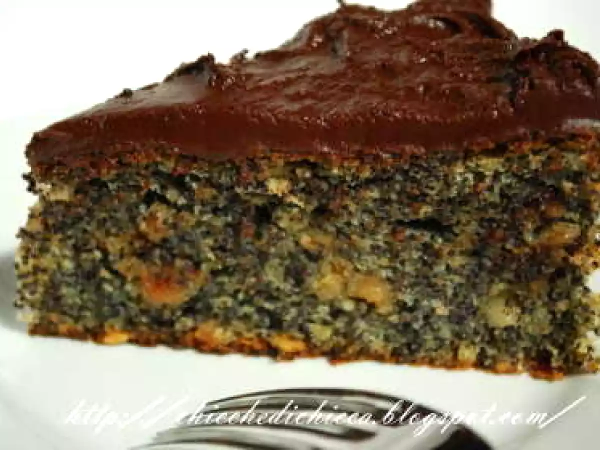 Torta con semi di Papavero e Nocciole - foto 2