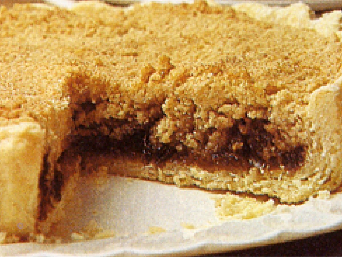 TORTA CON UVETTA