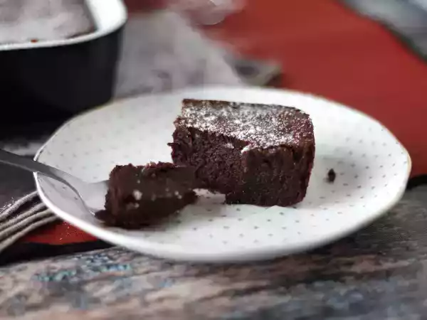 Ricetta Torta cremosa al cioccolato senza farina