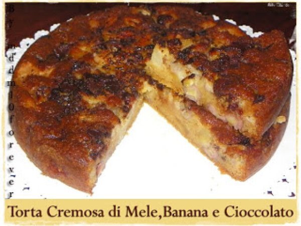 TORTA CREMOSA DI MELE, BANANA E CIOCCOLATO