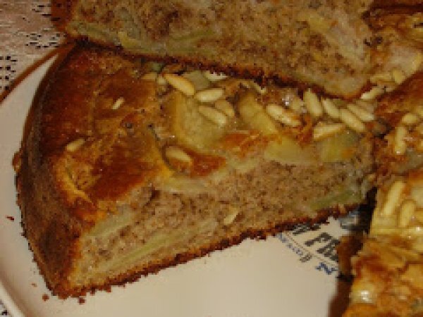 Torta cremosa di mele e nocciole, foto 2