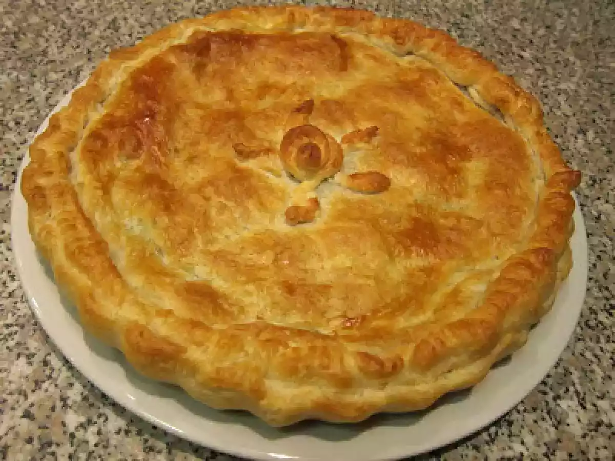 Torta delizia ricotta, spinaci, salsiccia