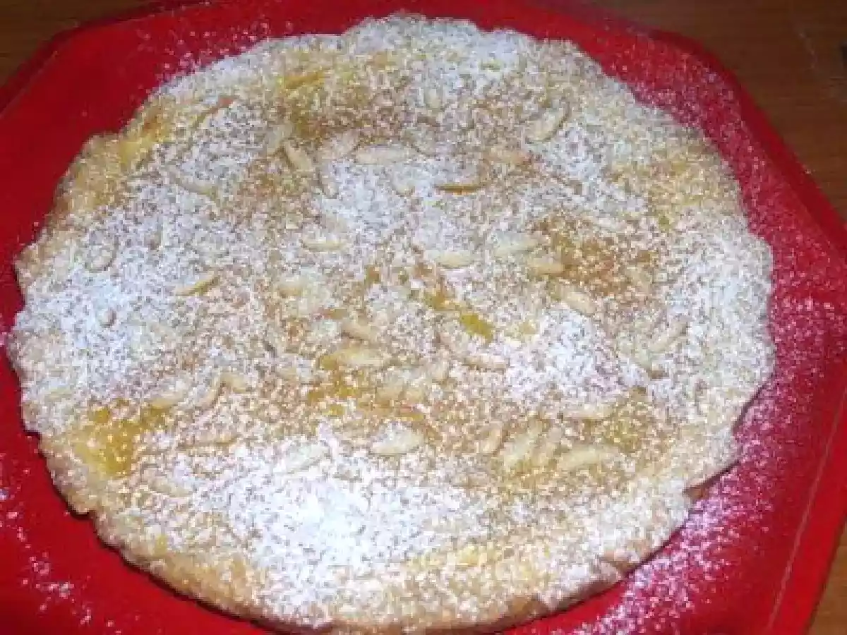 Torta della Nonna con delicata crema al limone - foto 2