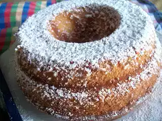 Torta di albumi al limone
