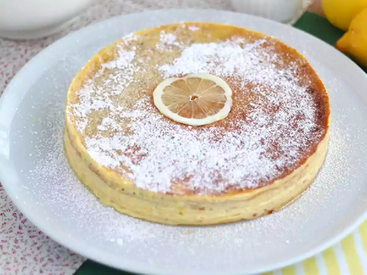 Torta di crêpes con crema al limone