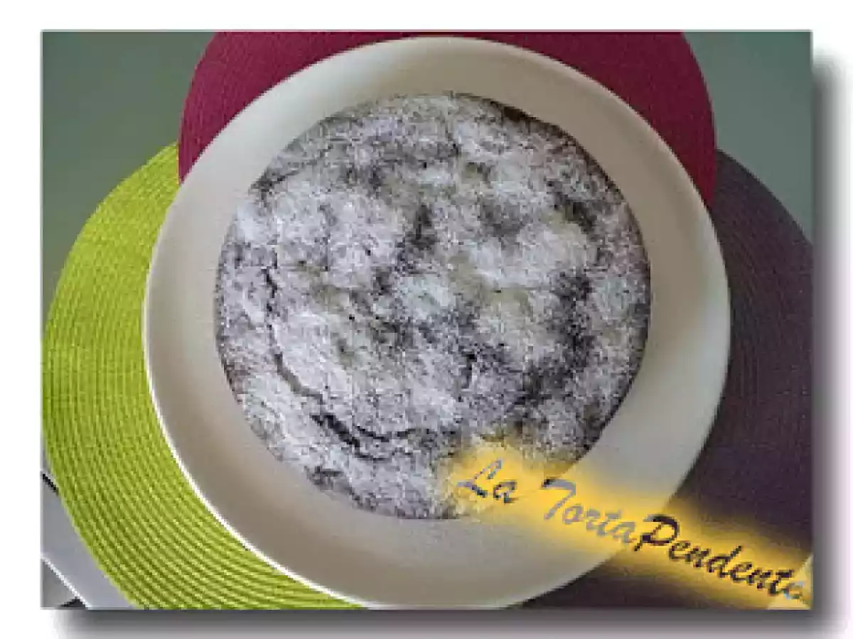 Torta di farina di castagne, mele e cacao