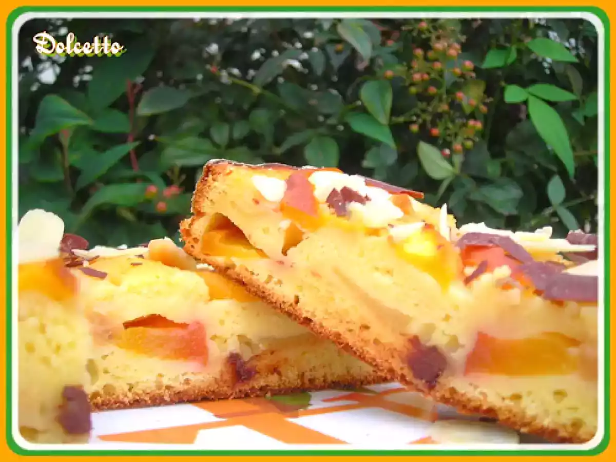 TORTA DI FARINA DI CECI CON RICOTTA, PESCHE E PERE - foto 3