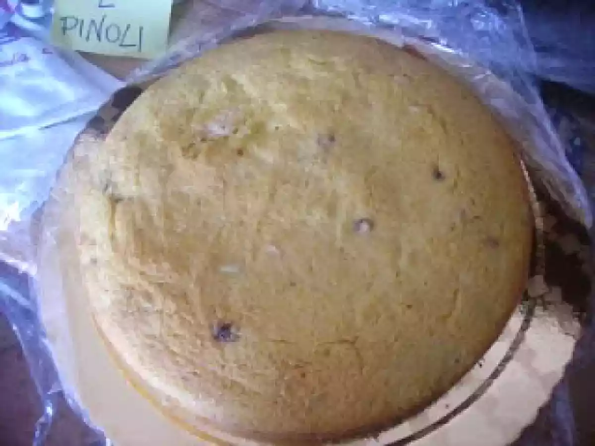 Torta di farina gialla, pinoli e uvetta - foto 2