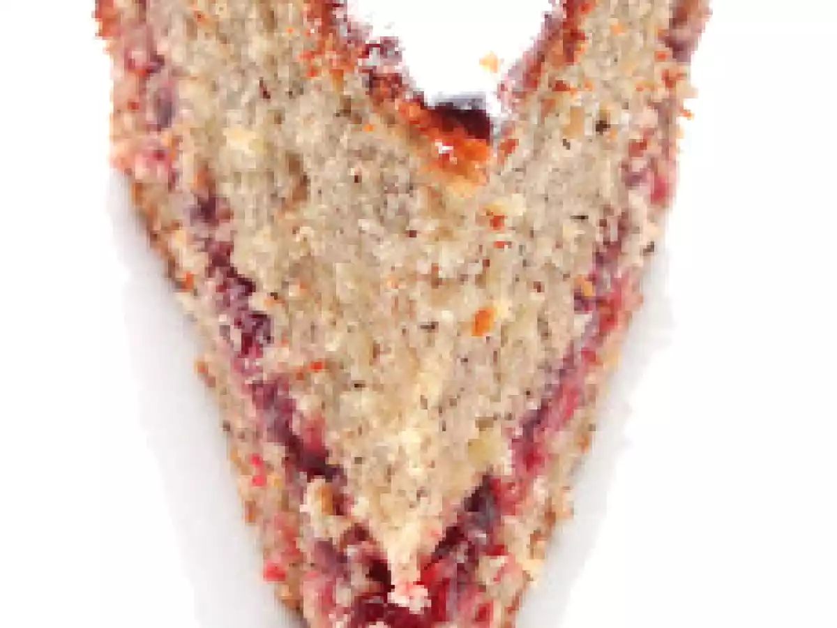 Torta di grano saraceno con mandorle tritate