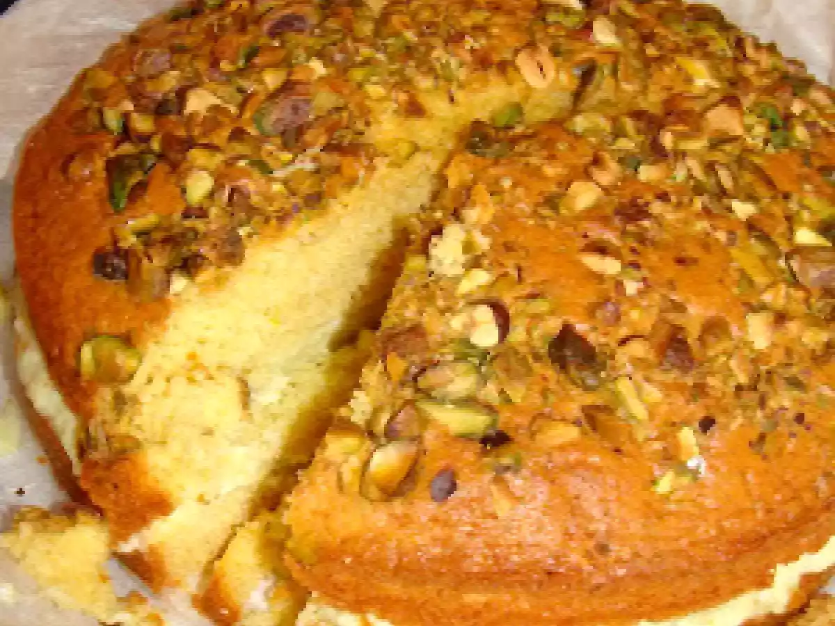 Torta di limone e mandorle con crema al pistacchio
