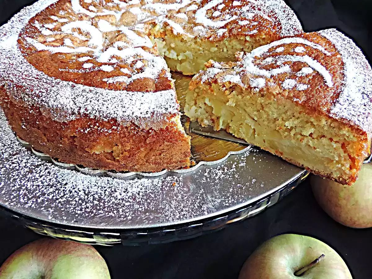Torta di mele alla panna