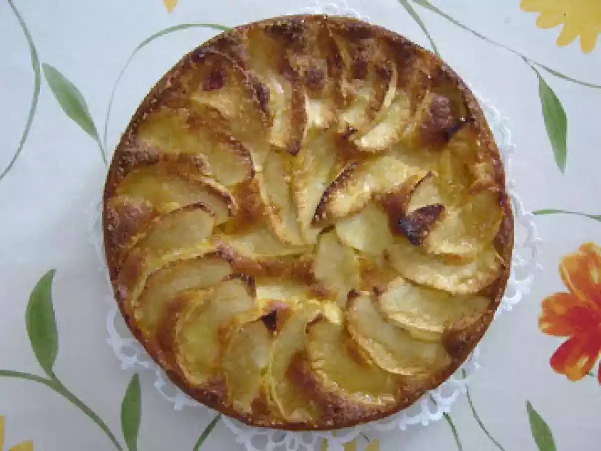 Torta di mele aromatizzata al rum - foto 2