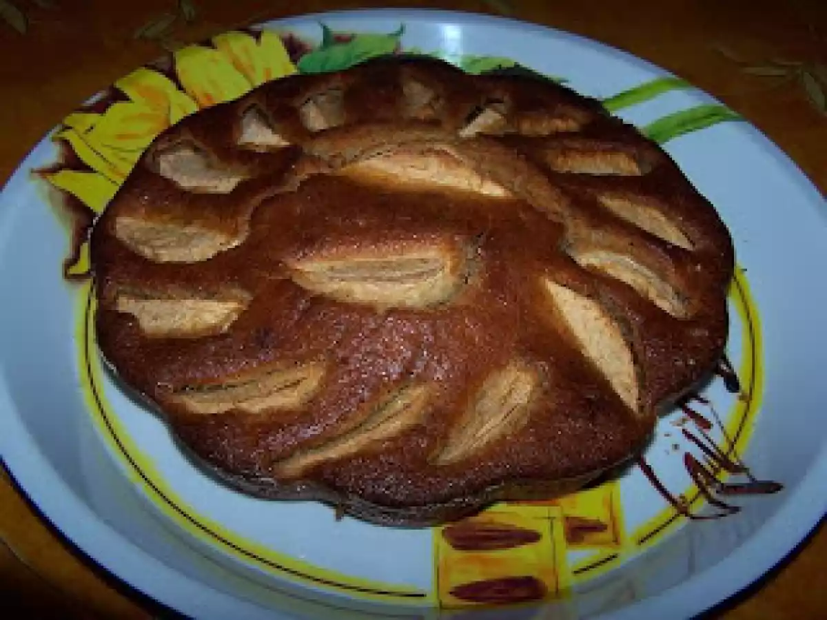 Torta di mele, cannella e rum
