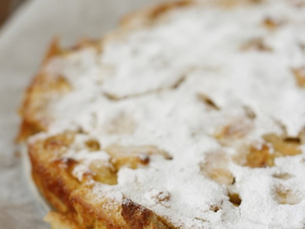 Torta di mele e pane raffermo