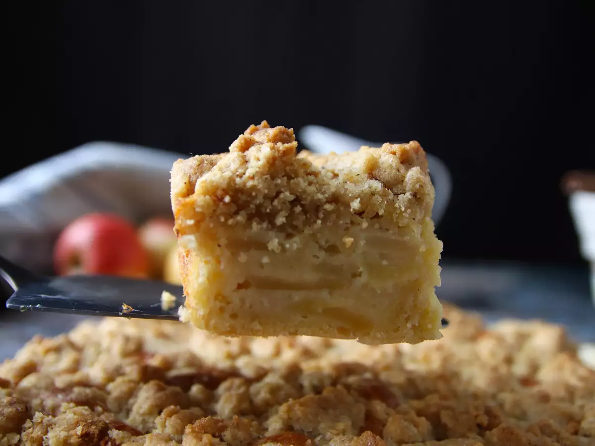 Torta di mele morbidissima con streusel croccante - foto 3