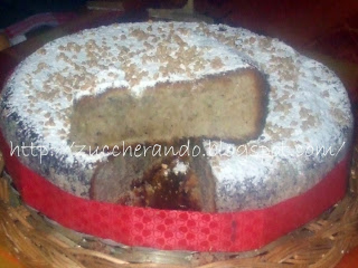 Torta di nocciole e cioccolato bianco