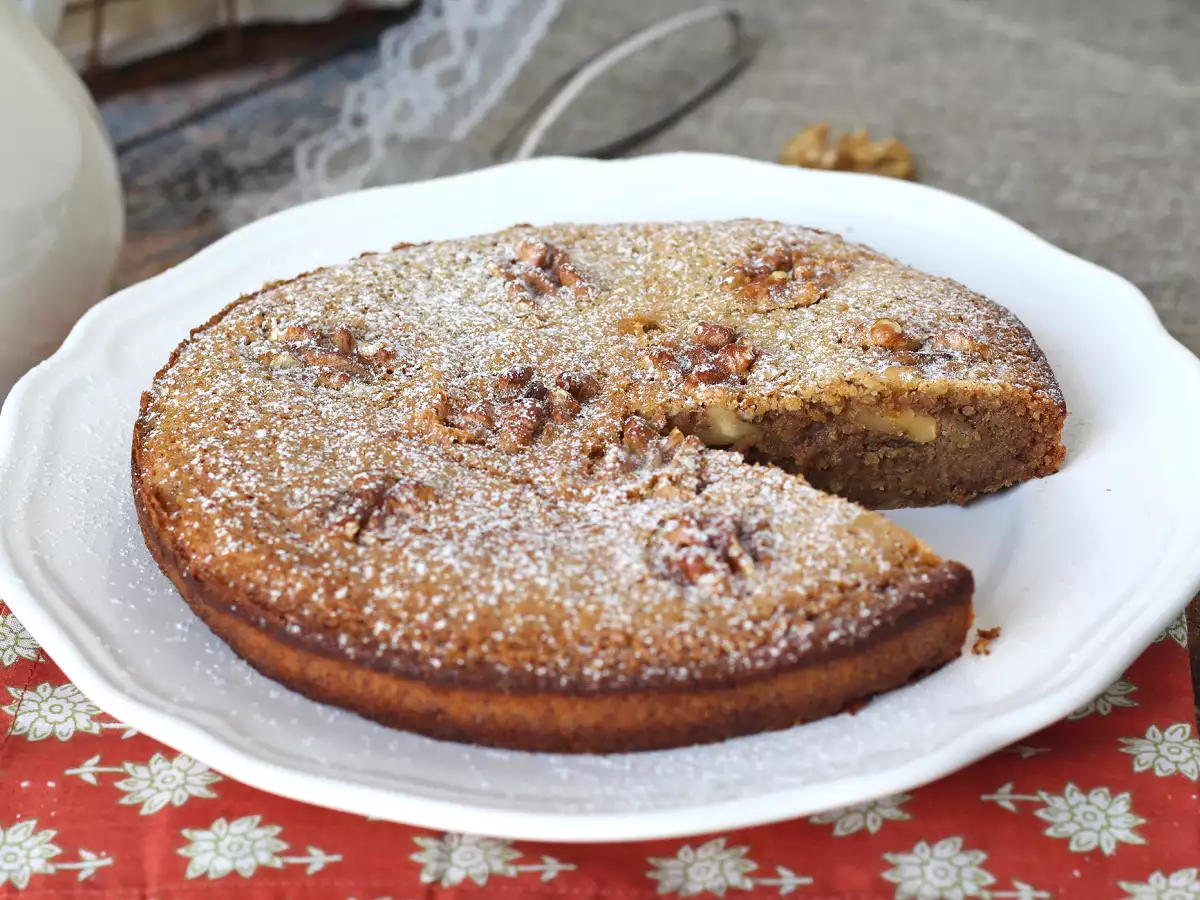 Torta di noci senza farina: ricetta facilissima con soli 4 ingredienti - foto 3