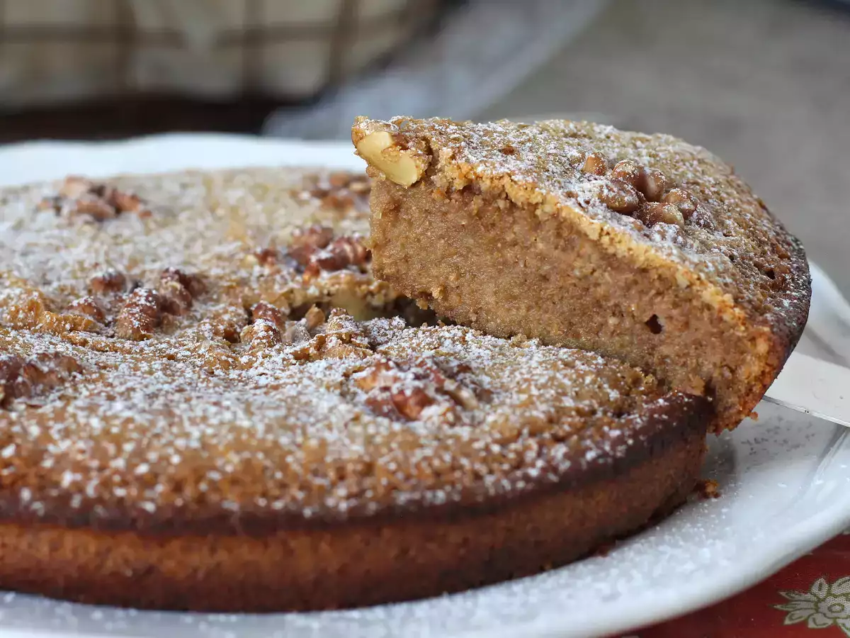 Torta di noci senza farina: ricetta facilissima con soli 4 ingredienti - foto 4