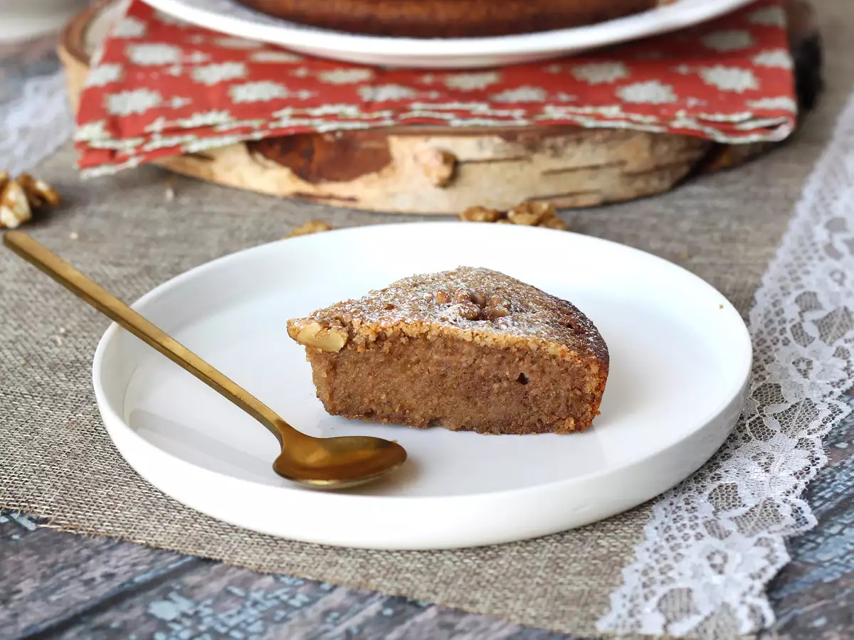 Torta di noci senza farina: ricetta facilissima con soli 4 ingredienti - foto 5