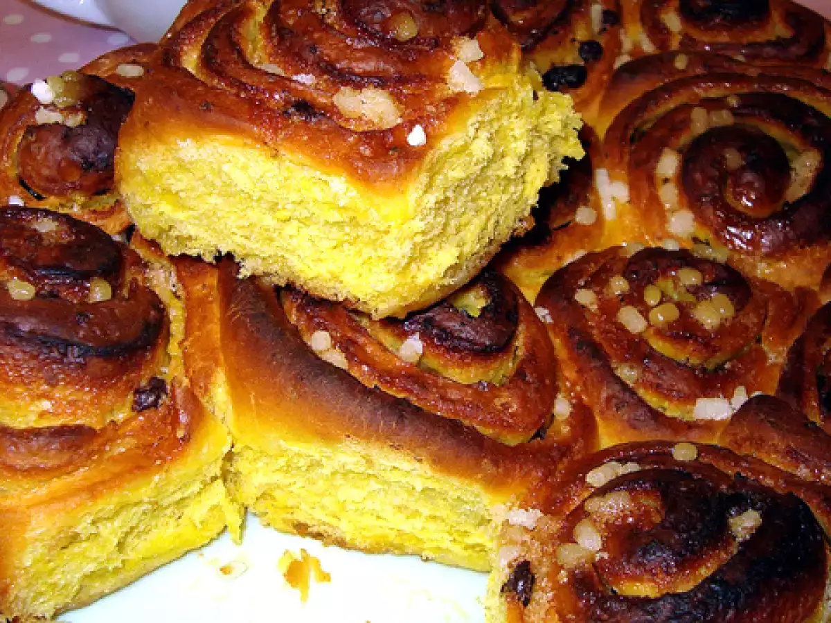 Torta di rose con gocce di cioccolato - foto 2